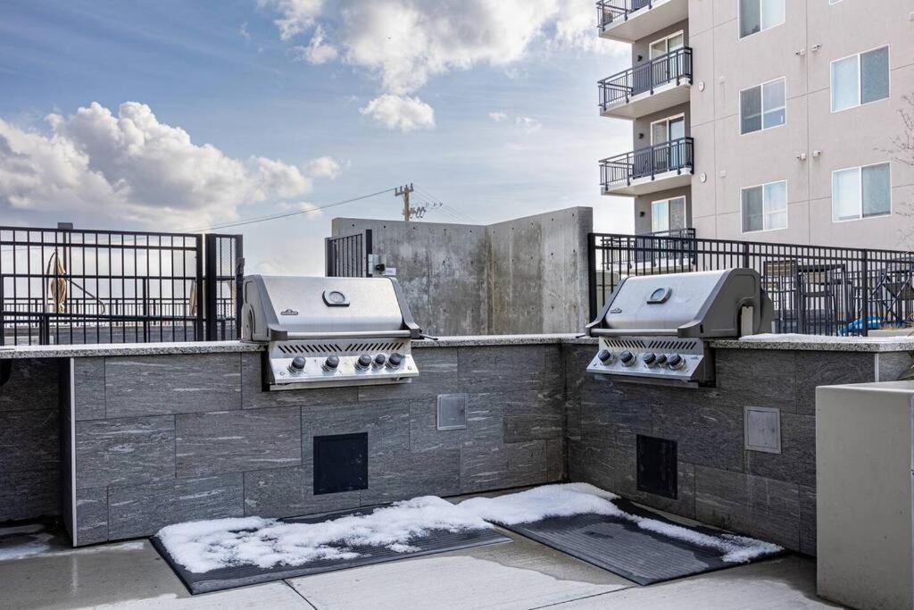 Modern 1B Downtown Slc With Wfh Setup, Gym, Fast Wi-Fi, Pool Lägenhet Salt Lake City Exteriör bild